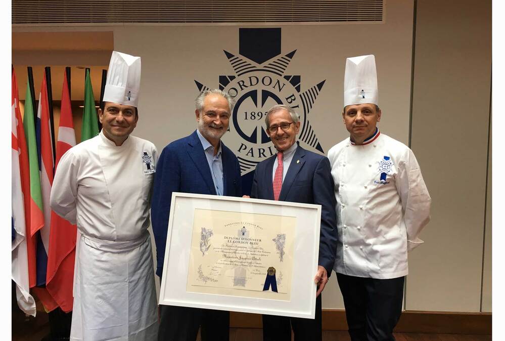 Conferencia en Instituto Le Cordon Bleu París Historias de la Alimentación de Jacques Attali