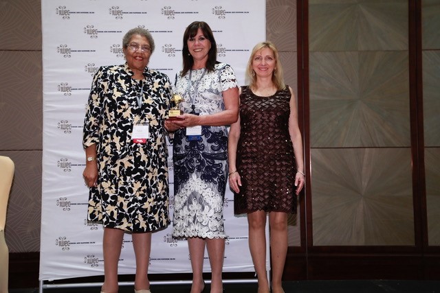 Nuestra Directora General, Patricia Dalmau, recibió premio IWEC 2018.