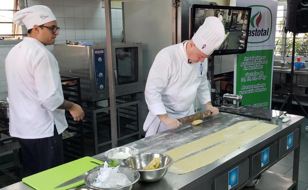Se inició el Diplomado de Cocinas del mundo en Paraguay